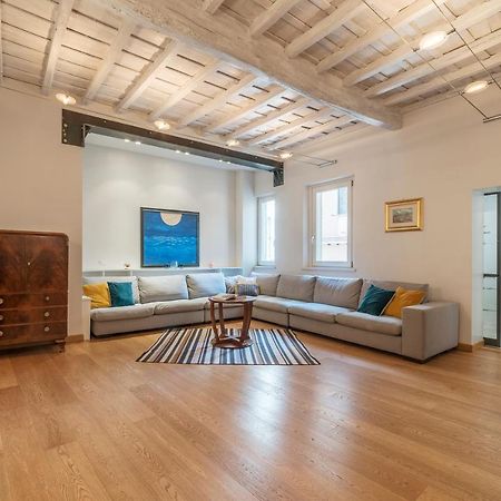 Piazza Navona Elegant Apartment โรม ภายนอก รูปภาพ