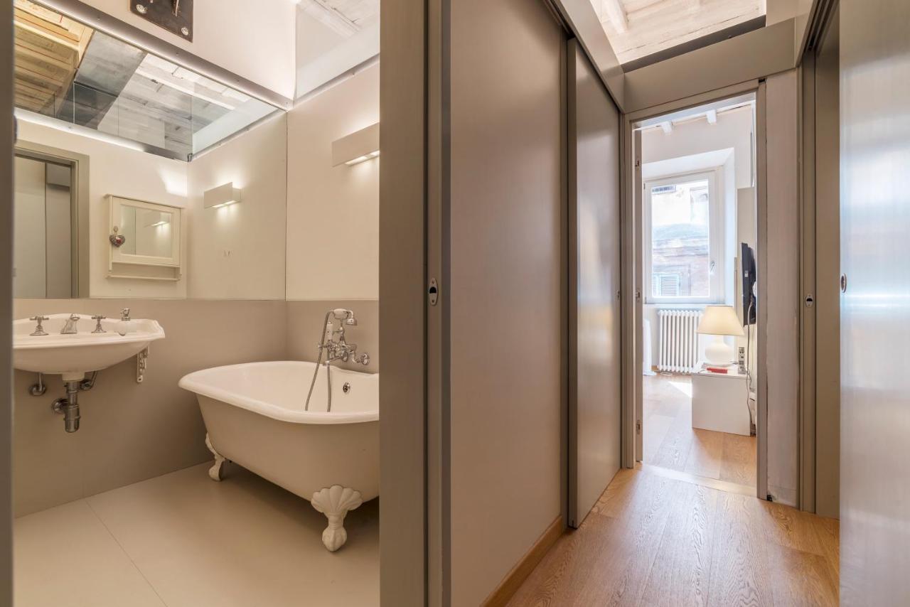 Piazza Navona Elegant Apartment โรม ภายนอก รูปภาพ